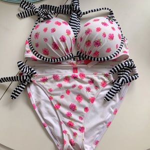 Victoria’s Secret bombshell bikini 34c medium